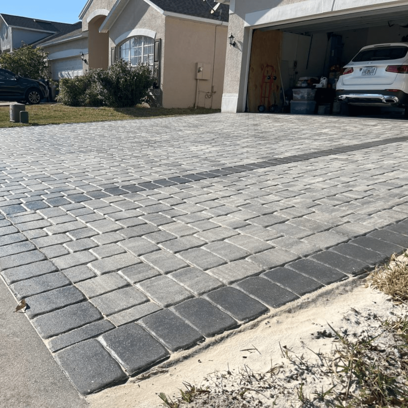 Paver Driveways and Patios That Handle Bartow's Climate